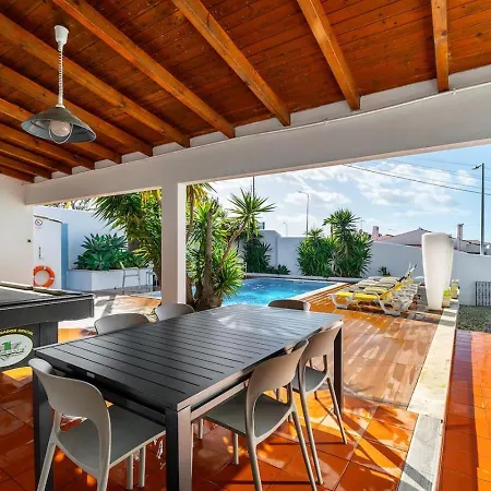 Casa de Férias Yuka - Pool And Oura